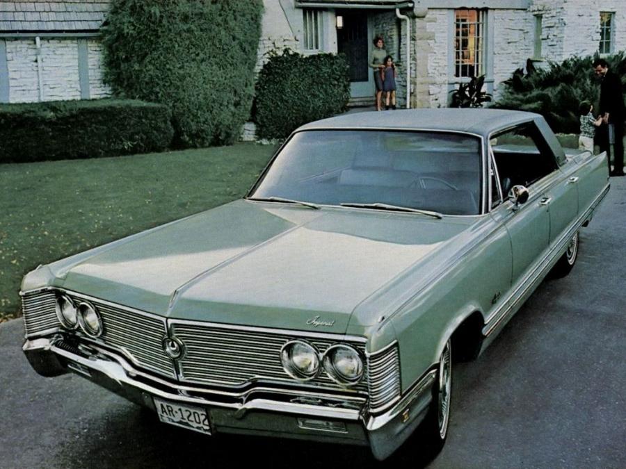  Imperial Crown Hardtop Sedan (DY1-M) 1968 года  (фото 1 из 3)